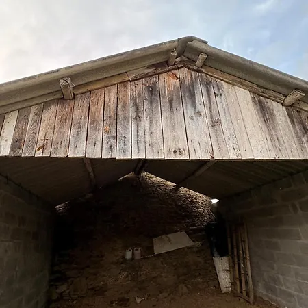 Vakantiehuis Tojo Touro